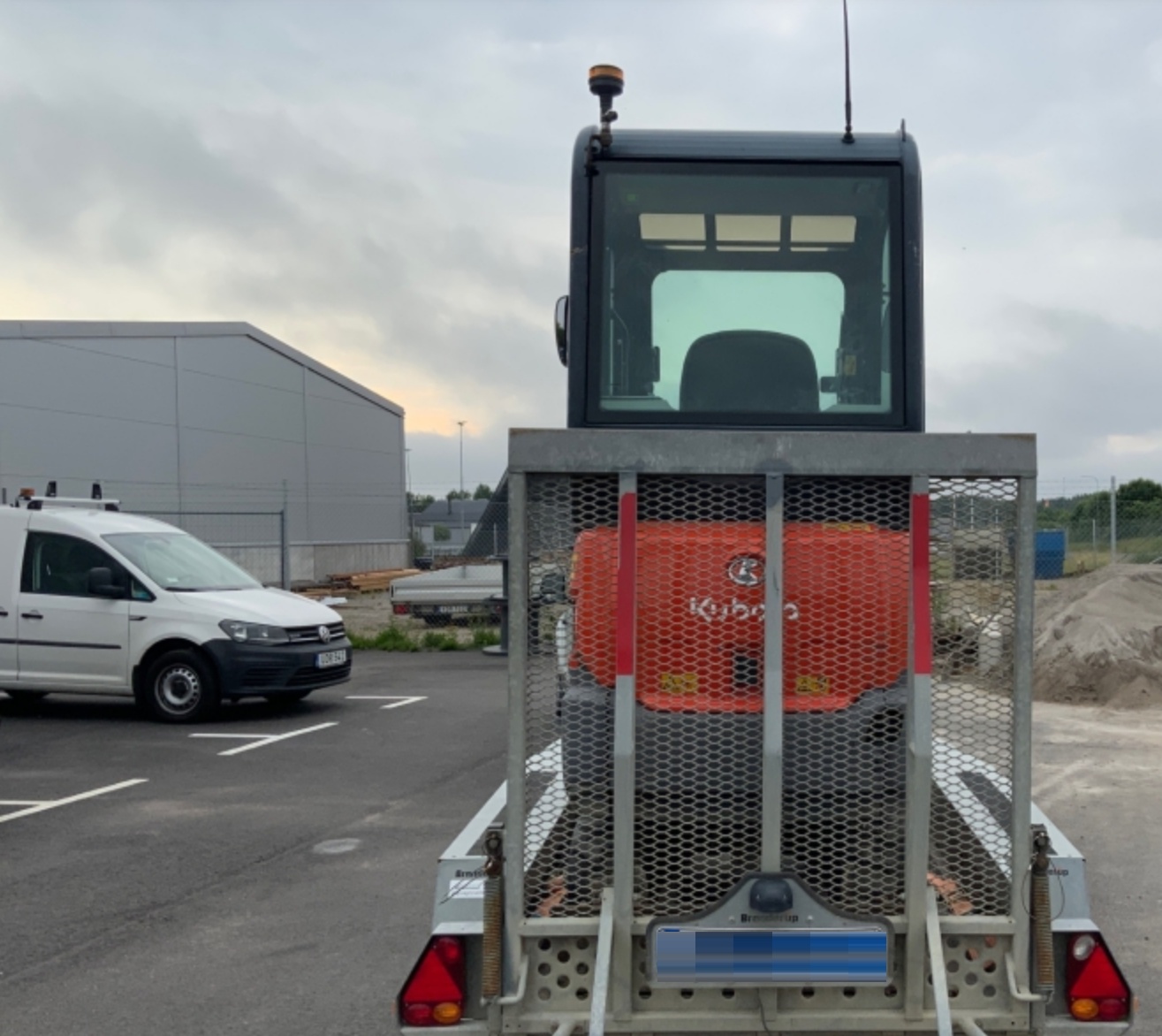 2015 Bagger Kubota KX019-4 mit Werkzeug und Anhänger - 12.000 EUR - Image 3